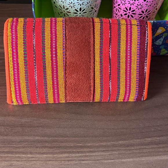 Colorful Embroidered Clutch - Picture 2 of 6